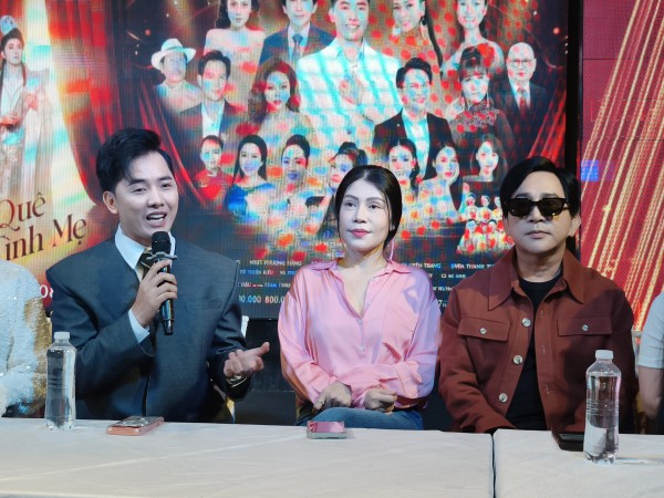 Lê Hậu - học trò Kim Tử Long kể chuyện giữ lửa cải lương bằng liveshow riêng Lê Hậu - học trò Kim Tử Long kể chuyện giữ lửa cải lương bằng liveshow riêng