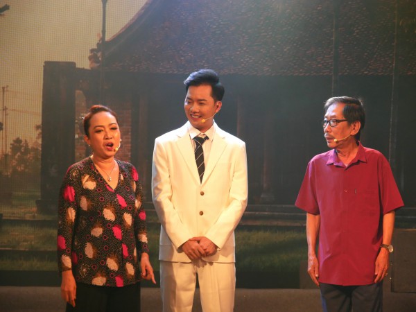 Lê Hậu - học trò Kim Tử Long làm liveshow đậm chất miền Tây Lê Hậu - học trò Kim Tử Long làm liveshow đậm chất miền Tây