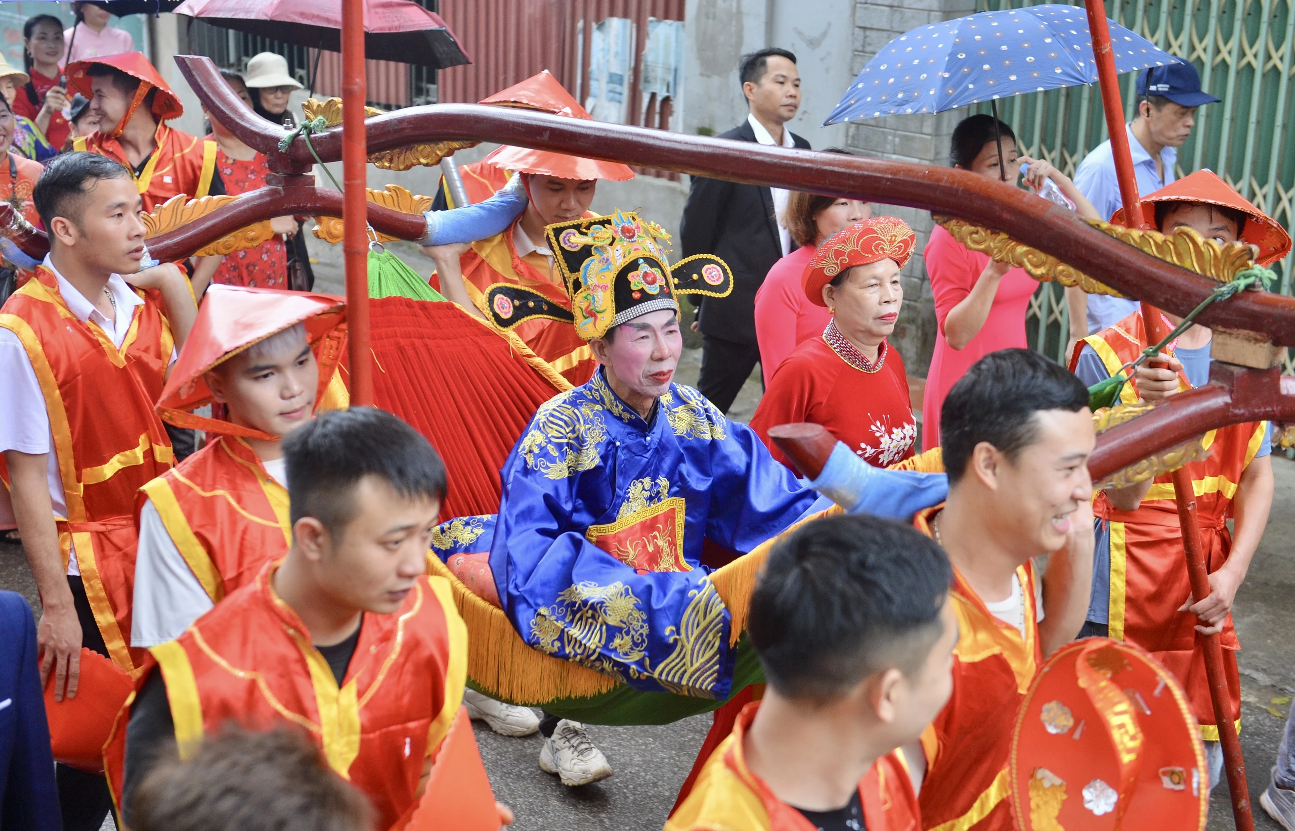 Lễ hội chém bạch kê tinh độc nhất vô nhị ở Hà Nội