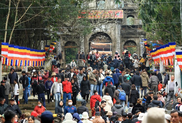 Lễ hội chùa Hương khởi sắc sau 2 năm dịch bệnh