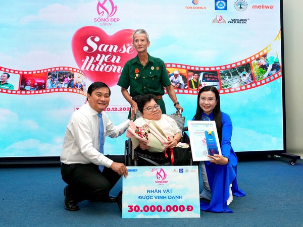 Lửa Sống đẹp bao năm vẫn nồng đượm