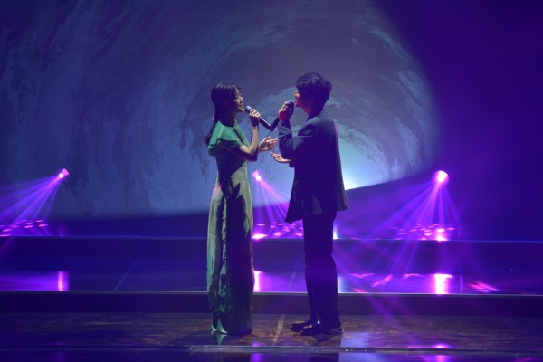 Mê mẩn với giọng ca Michiko trong ‘Em và Trịnh’ hát đêm khai mạc liên hoan phim