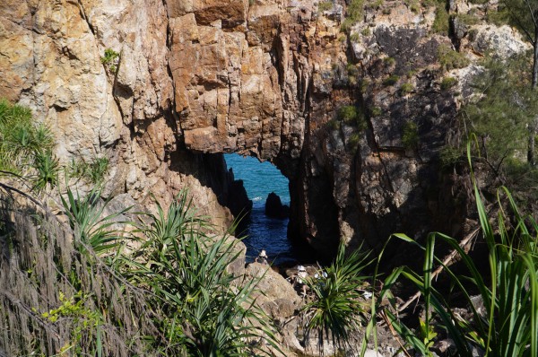 Mũi Vi Rồng: Từ truyền thuyết Cao Biền phá long mạch đến điểm check-in mê hoặc Mũi Vi Rồng: Từ truyền thuyết Cao Biền phá long mạch đến điểm check-in mê hoặc