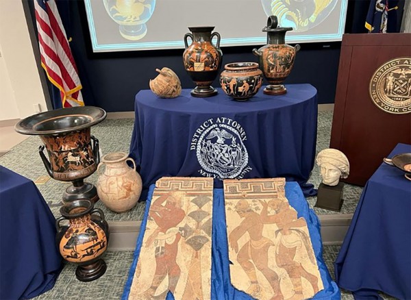 Mỹ trao trả cho Ý thêm 145 cổ vật