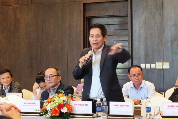 NSND Huỳnh Hùng: 'Quảng Nam hay cãi' nhưng đừng cãi bừa, cãi không có tri thức NSND Huỳnh Hùng: 'Quảng Nam hay cãi' nhưng đừng cãi bừa, cãi không có tri thức