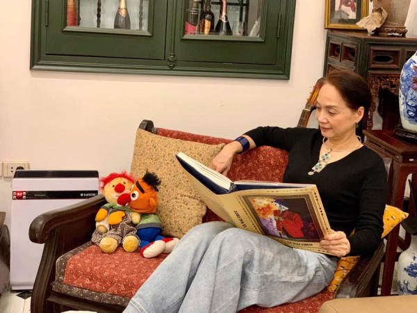 NSND Lê Khanh tuổi 63 vẫn áp lực với nghề, tiết lộ nguyên tắc giữ hôn nhân NSND Lê Khanh tuổi 63 vẫn áp lực với nghề, tiết lộ nguyên tắc giữ hôn nhân