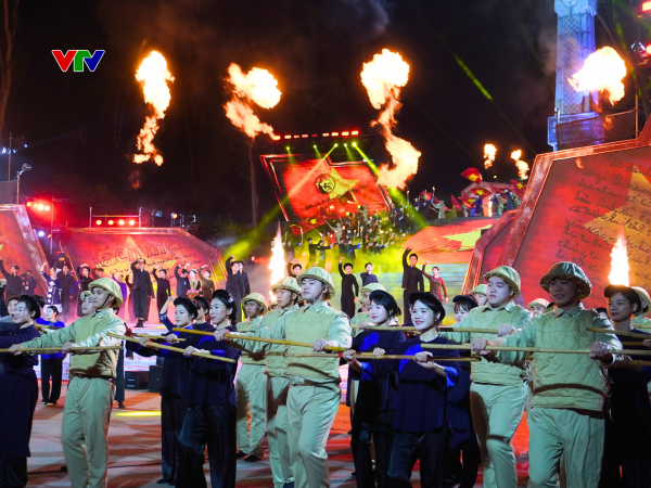 NSND Quang Thọ gây xúc động trong 'Hai tay xây dựng một sơn hà'