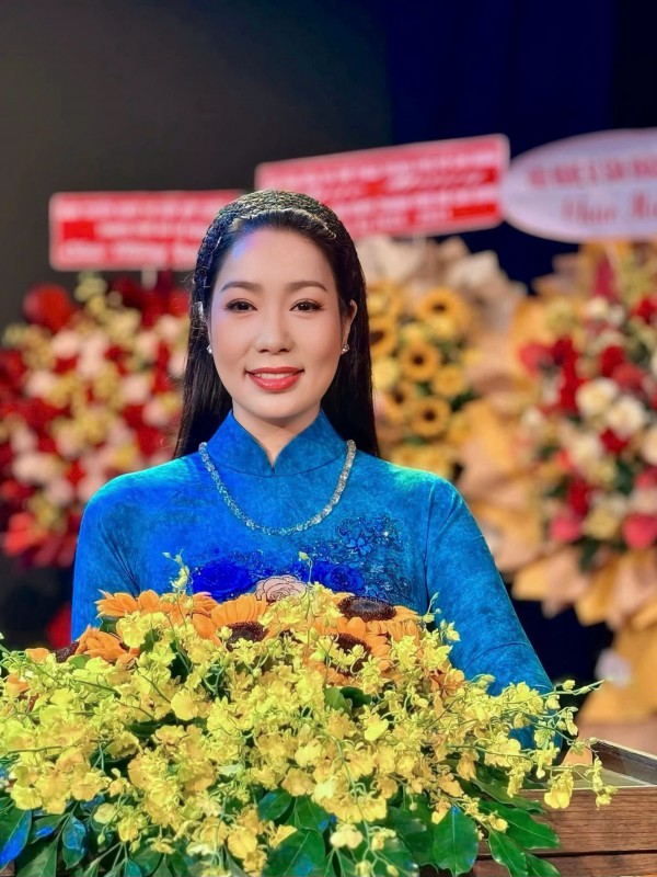 NSND Trịnh Kim Chi lên chức chủ tịch NSND Trịnh Kim Chi lên chức chủ tịch