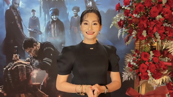 NSƯT Hạnh Thúy nói về việc học tiến sĩ ở tuổi 50