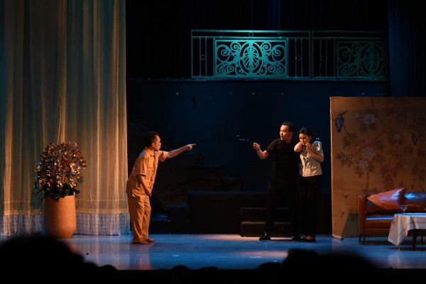 NSƯT Tuyết Thu, Việt Hương gây ấn tượng với 'Con gái chị Hằng' NSƯT Tuyết Thu, Việt Hương gây ấn tượng với 'Con gái chị Hằng'