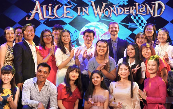 NSƯT Xuân Bắc làm nhà sản xuất nhạc kịch Alice in Wonderland phiên bản Việt Úc