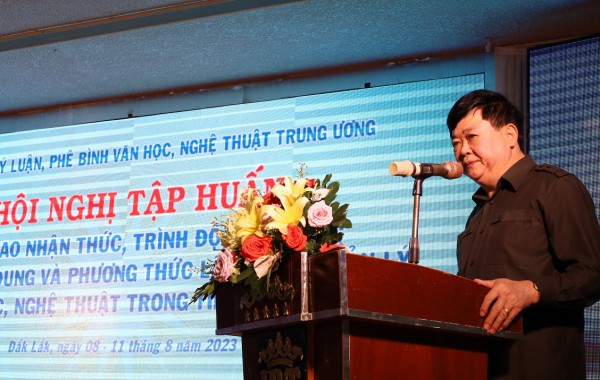 Nâng cao nhận thức, đổi mới quản lý văn học, nghệ thuật trong tình hình mới