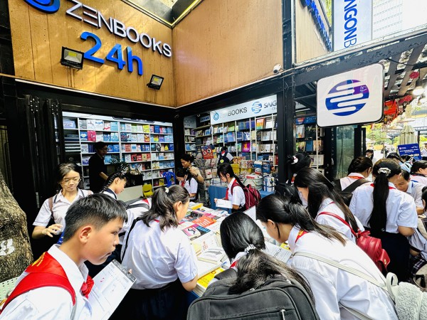 Ngành xuất bản được đặt đúng vị trí trang trọng