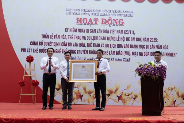 Nghề làm mão, mặt nạ của đồng bào Khmer là di sản văn hóa phi vật thể