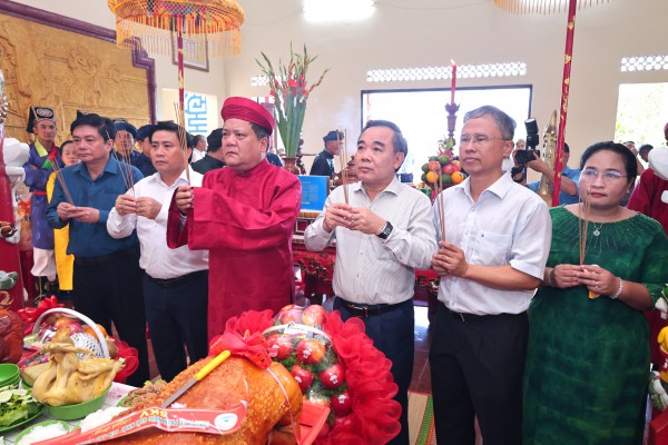 Nghề yến Khánh Hòa: Hành trình gần 700 năm từ biển khơi đến di sản