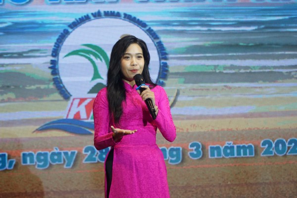 Người đẹp Cần Thơ đạt giải nhất Người dẫn chương trình về Nha Trang hay nhất