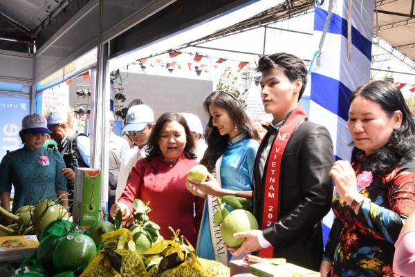 Người mẫu Quốc Bảo, Hoa hậu Thanh Hà chung tay quảng bá du lịch biển Bến Tre