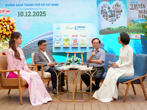 Nguyễn Nhật Ánh: Mỗi phụ huynh, thầy cô cũng nên là một đại sứ văn hóa đọc Nguyễn Nhật Ánh: Mỗi phụ huynh, thầy cô cũng nên là một đại sứ văn hóa đọc