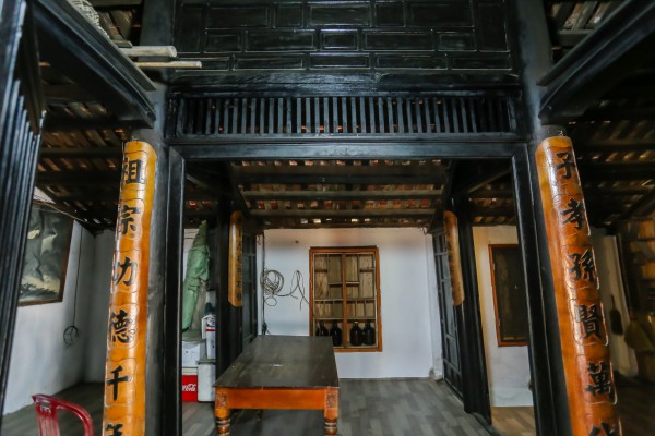 Nhà rường 2 tầng giữa phố cổ Bao Vinh: Dấu ấn giới thượng lưu xưa