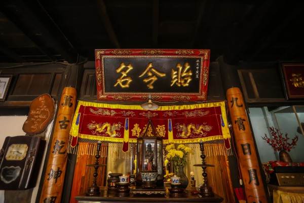 Nhà rường 2 tầng giữa phố cổ Bao Vinh: Dấu ấn giới thượng lưu xưa