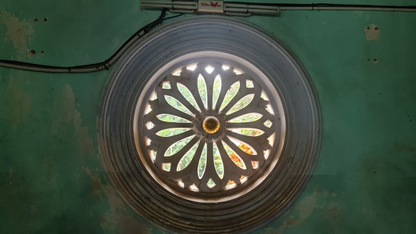 Nhà thờ đá Tùng Sơn lưu giữ nhiều thánh tích từ Công giáo Rôma