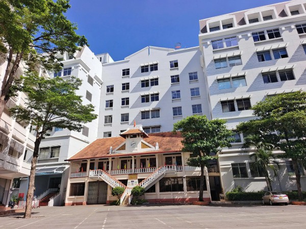 Những tháp đồng hồ cổ: Chứng nhân thời gian giữa lòng TP.HCM