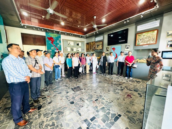 Nơi khởi đầu hành trình 'đi tìm hình của nước' Nơi khởi đầu hành trình 'đi tìm hình của nước'