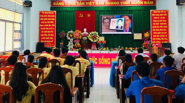 Nữ Bí thư Đoàn xã tiên phong chuyển đổi số, lan tỏa điều tử tế