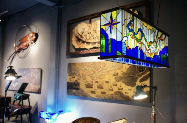 Phiêu lưu vào thế giới nhiệm màu của Tạ Huy Long Phiêu lưu vào thế giới nhiệm màu của Tạ Huy Long