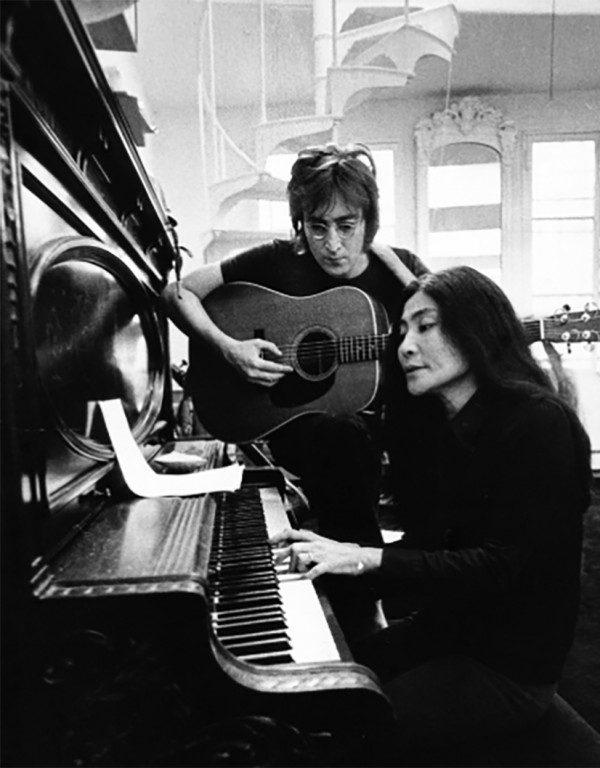 Phim tài liệu vén màn vụ bắt cóc ám ảnh John Lennon và Yoko Ono