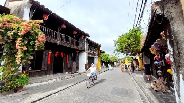 Phố cổ Hội An và vùng lân cận cần 'chiếc áo mới'
