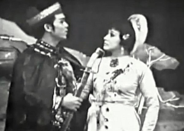 Phục chế màu và phát sóng vở 'Tiếng trống Mê Linh' của cố NSƯT Thanh Nga Phục chế màu và phát sóng vở 'Tiếng trống Mê Linh' của cố NSƯT Thanh Nga