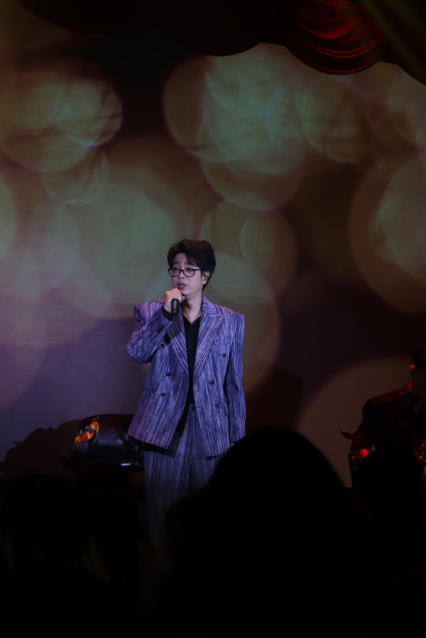 Quang Dũng, Hà Nhi trình diễn thăng hoa trong đêm nhạc 'Thương về miền Trung'