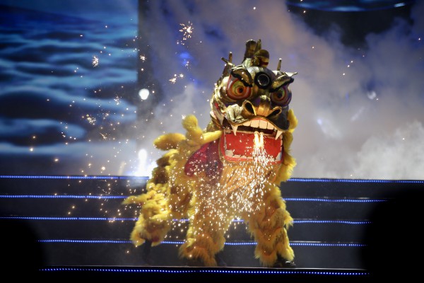 Rực rỡ 'Đêm hội Nguyên tiêu': Múa rồng 68m, 1.200 diễn viên diễu hành Rực rỡ 'Đêm hội Nguyên tiêu': Múa rồng 68m, 1.200 diễn viên diễu hành