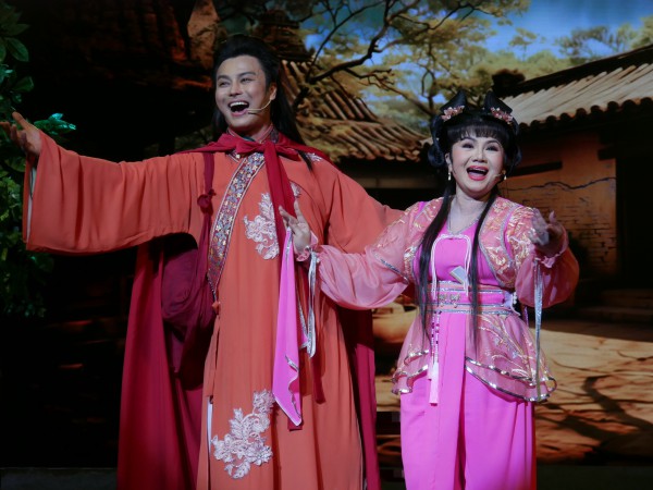 Sân khấu mắc 'bệnh' dài dòng