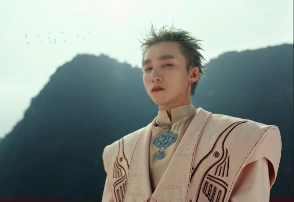 Sơn Tùng M-TP cập nhật MV 'Come my way' sau tranh cãi