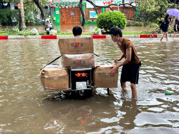 Sống trọn cho mình, ươm hương cho đời