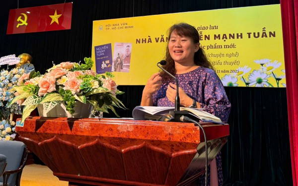 Tác giả 'Cù lao tràm' Nguyễn Mạnh Tuấn nói về chuyện 'sẽ gác bút...'