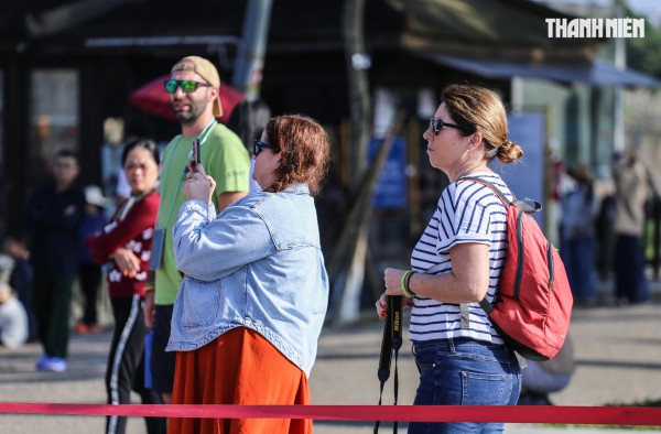 Tái hiện lễ Ban sóc triều Nguyễn, khởi động Festival Huế 2026