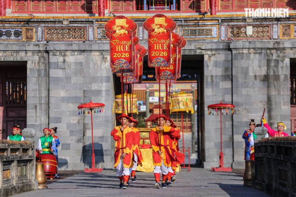 Tái hiện lễ Ban sóc triều Nguyễn, khởi động Festival Huế 2026