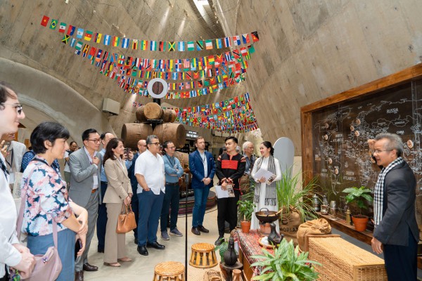 Tạp chí danh tiếng Mỹ vinh danh Buôn Ma Thuột điểm đến tuyệt vời trên thế giới Tạp chí danh tiếng Mỹ vinh danh Buôn Ma Thuột điểm đến tuyệt vời trên thế giới