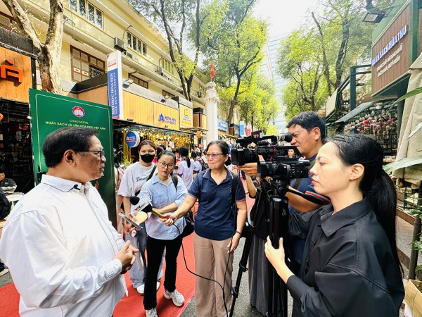 Thách thức văn hóa trong kỷ nguyên số