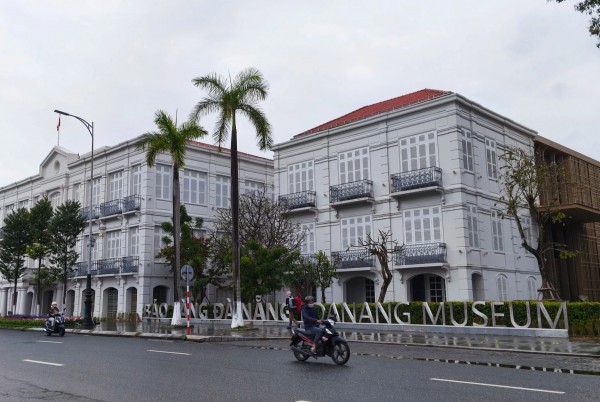 Thận trọng trong ứng xử với di sản kiến trúc Thận trọng trong ứng xử với di sản kiến trúc