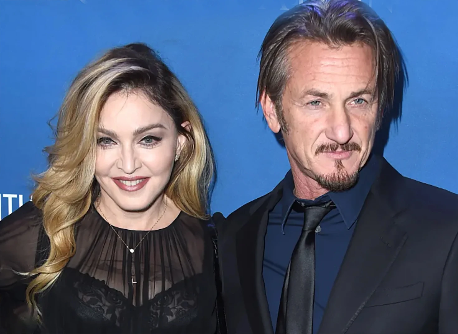 Thật hư tin đồn Sean Penn đánh Madonna bằng gậy bóng chày