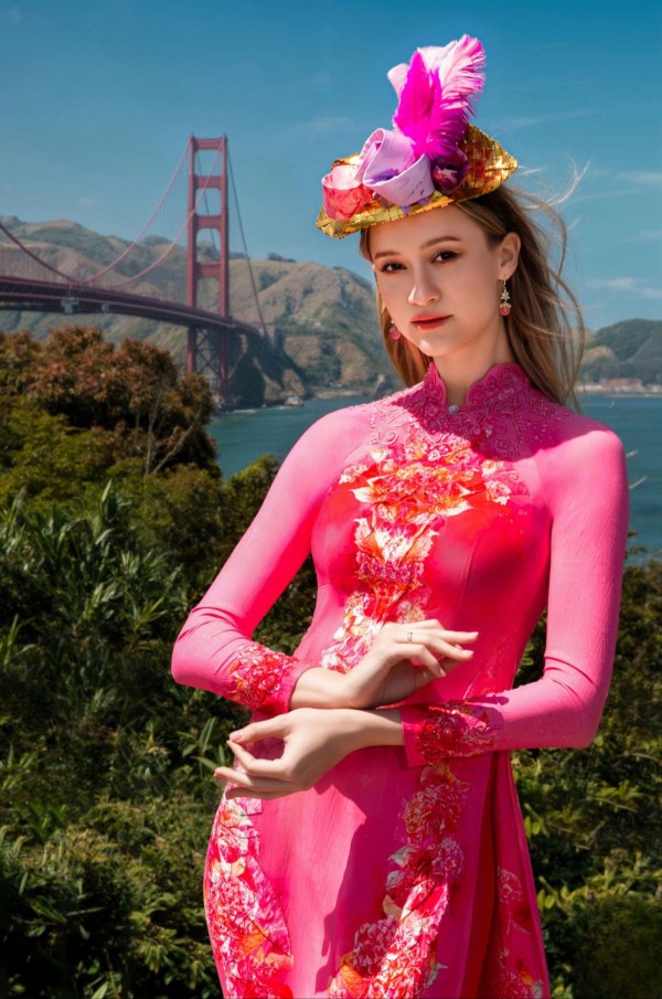 Thời trang Việt 'chuyển mình' cùng AI Thời trang Việt 'chuyển mình' cùng AI
