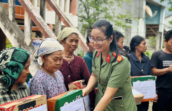 Thơm thảo những tấm lòng thiện nguyện