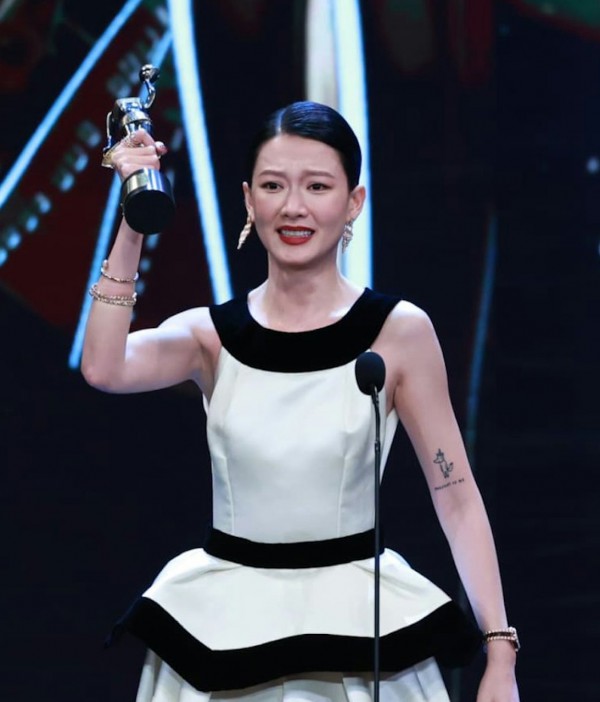 Thư Kỳ thắng giải đạo diễn mới, Lương Gia Huy lên ngôi Ảnh đế Kim Tượng 2026