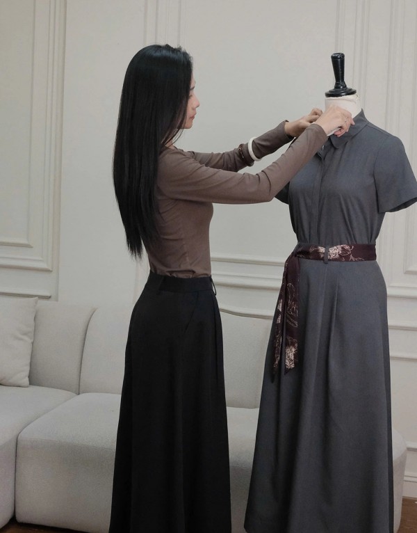 Thương hiệu thời trang Việt mắc kẹt ở 'vùng giữa' Thương hiệu thời trang Việt mắc kẹt ở 'vùng giữa'