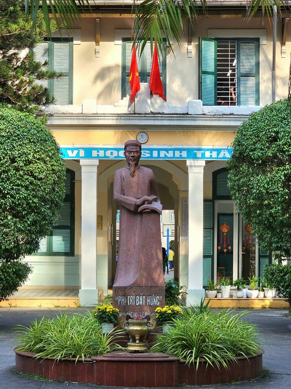 Tinh tú đất Việt: Sừng sững bậc danh nho Tinh tú đất Việt: Sừng sững bậc danh nho