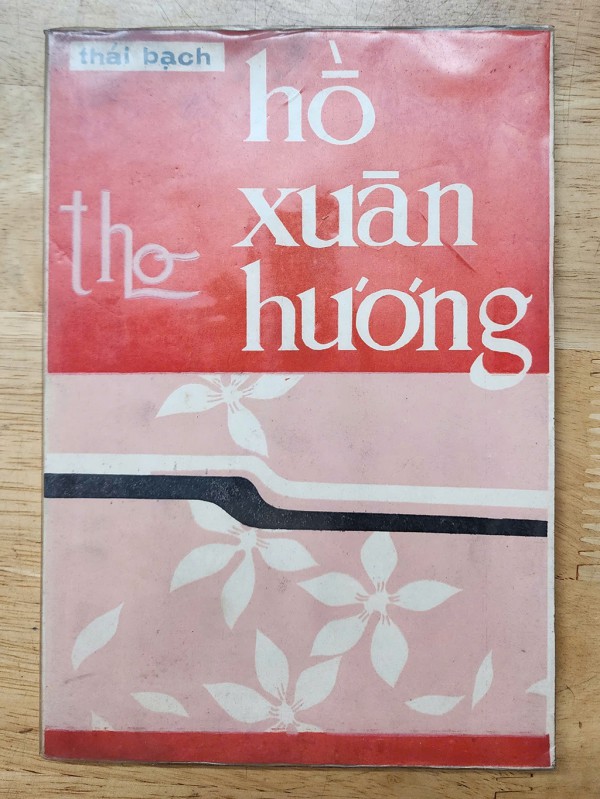 Tinh tú đất Việt: 'Tiếng thơ' của nữ tài tử Xuân Hương Tinh tú đất Việt: 'Tiếng thơ' của nữ tài tử Xuân Hương